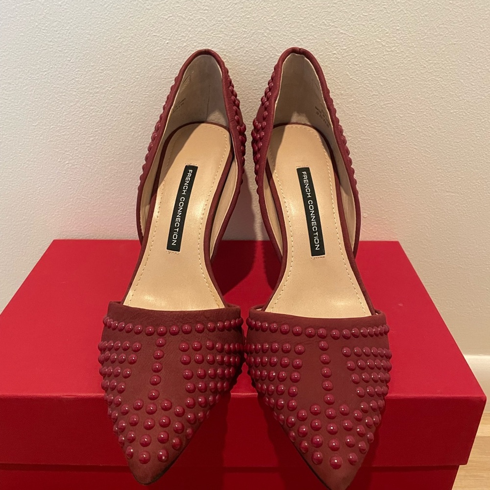 Gorgeous Burgundy heels - never worn!